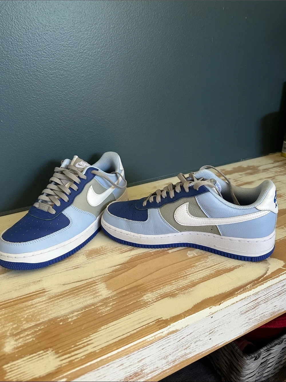 Nike AF1 Women’s Low-Top Sneakers in Light Blue, Navy, and Gray